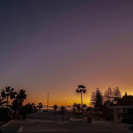 Refurbished Seafront Feriehus Maspalomas (Gran Canaria)